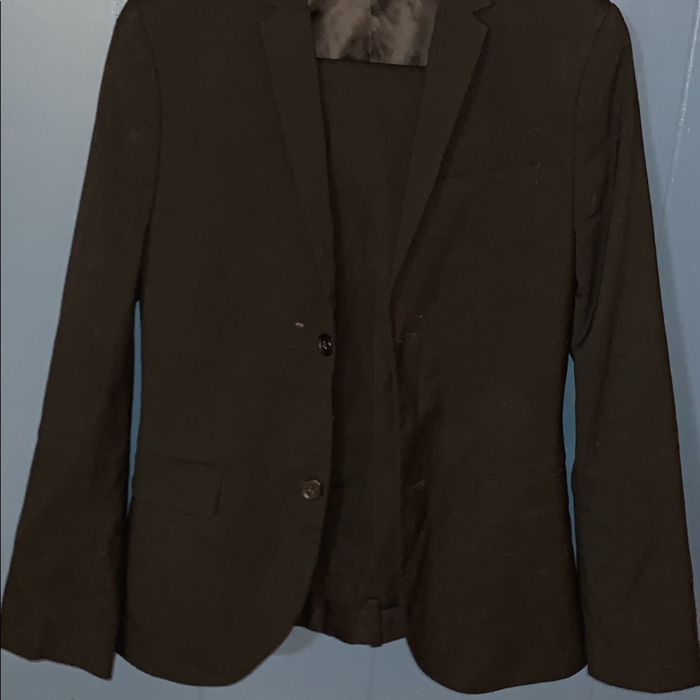 Black men’s two-piece suit